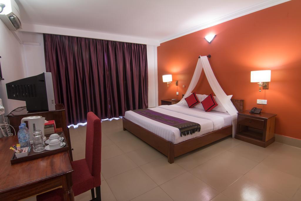 Mekong Angkor Palace Hotel Siem Reap Ngoại thất bức ảnh